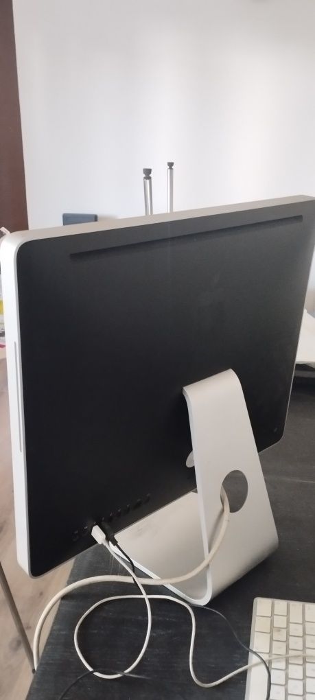iMac 20 inch (early 2008)