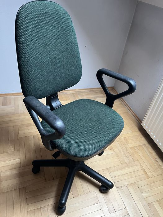 Krzesło biurowe zielone