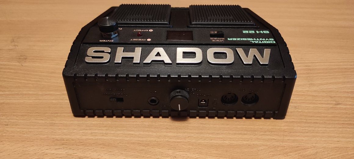 Cyfrowy sentyzator Shadow SH 22