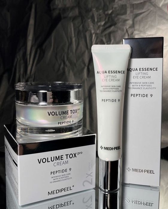 Крем для обличчя омолоджуючий з пептидами та ектоїном Medi- Peel