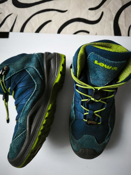 Buty za kostkę LOWA 31 wkładka 20cm