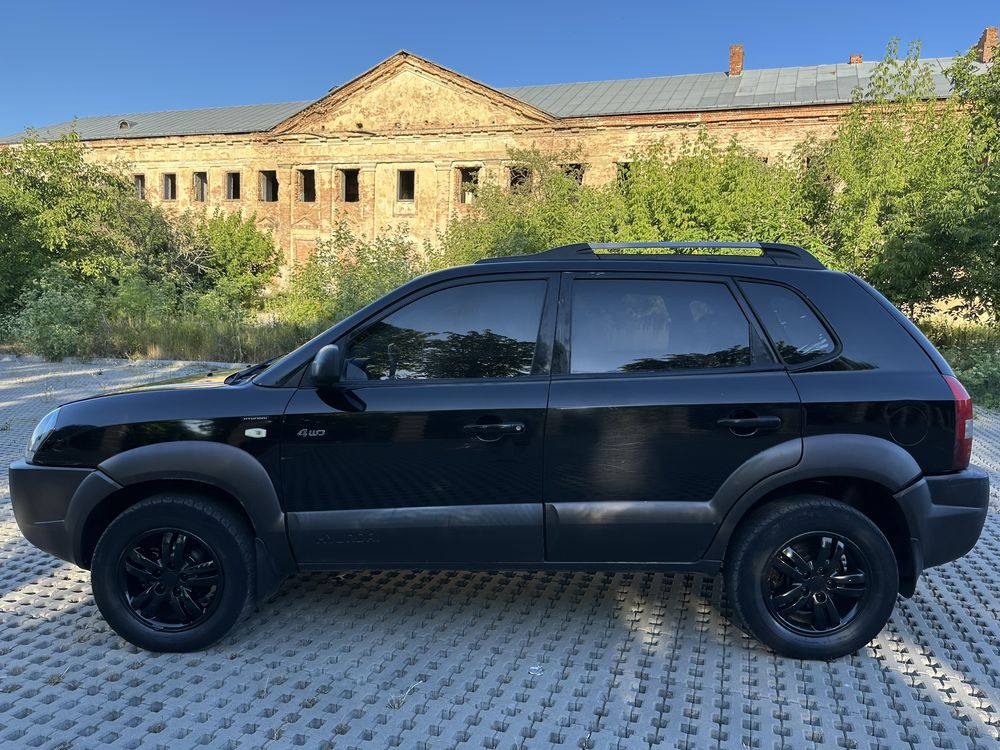 Hyndai tucson2.0 4*4
