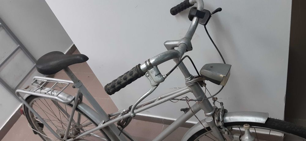 Rower Retro - stary Holender_28 Koła/3 biegi _miejski rower/na chodzie