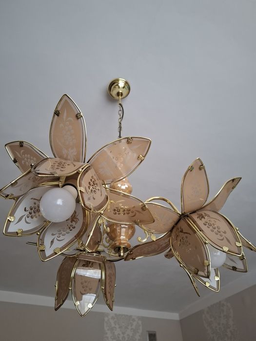 Żyrandol lampa 3 punktowa złota Cena do uzgodnienia