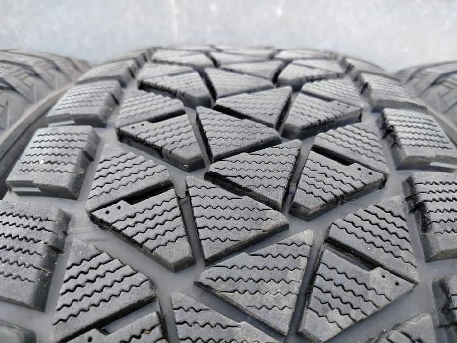 Колёса шины зимняя резина Bridgestone Blizzak DM-2 285/60 R18 4 шт