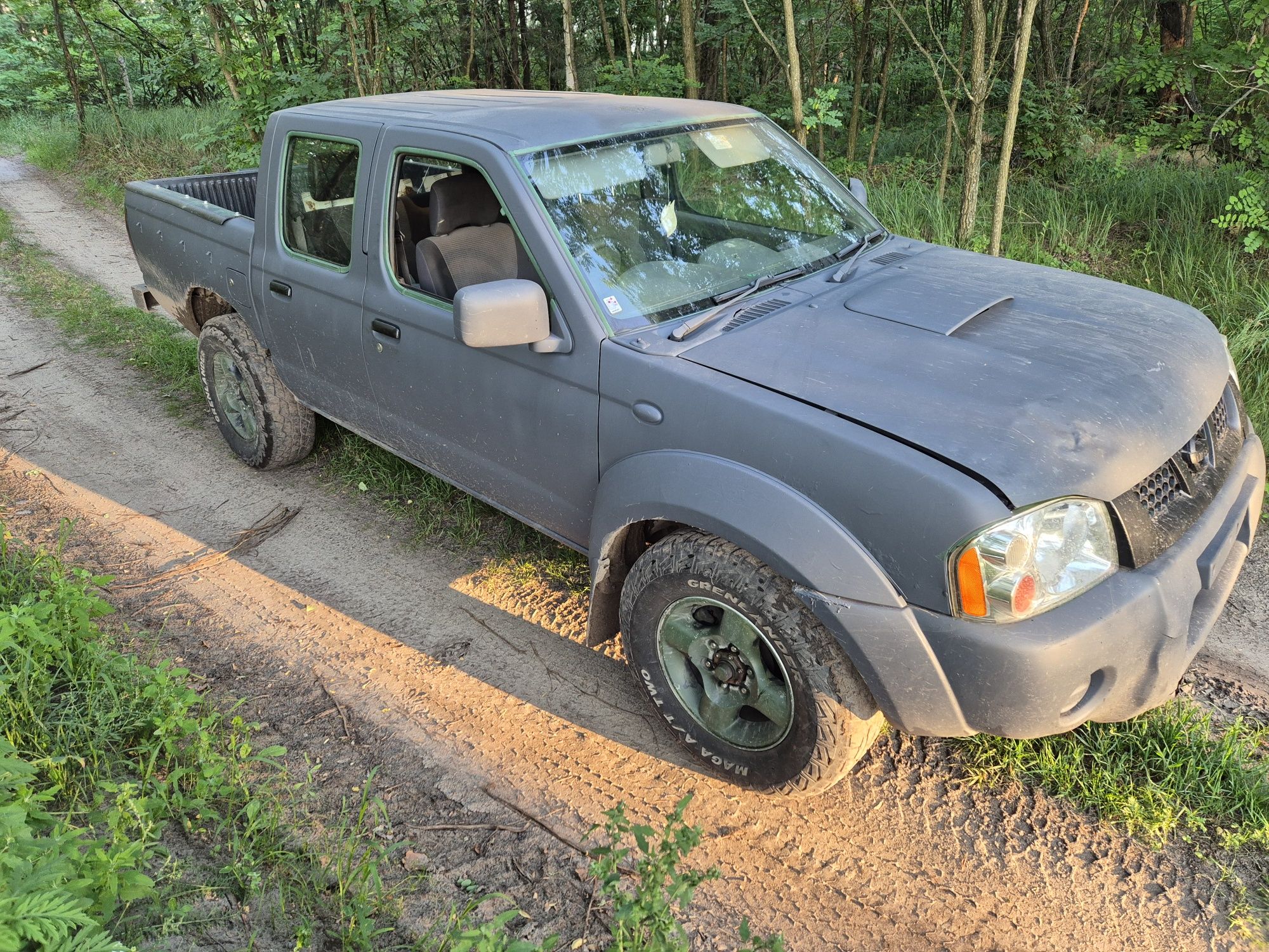 Нісан Navara d22