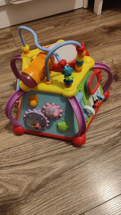 Kostka interaktywna dla dzieci