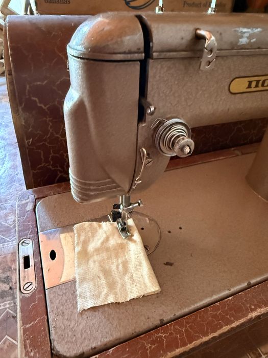 Швейна машинка «Подільськ»