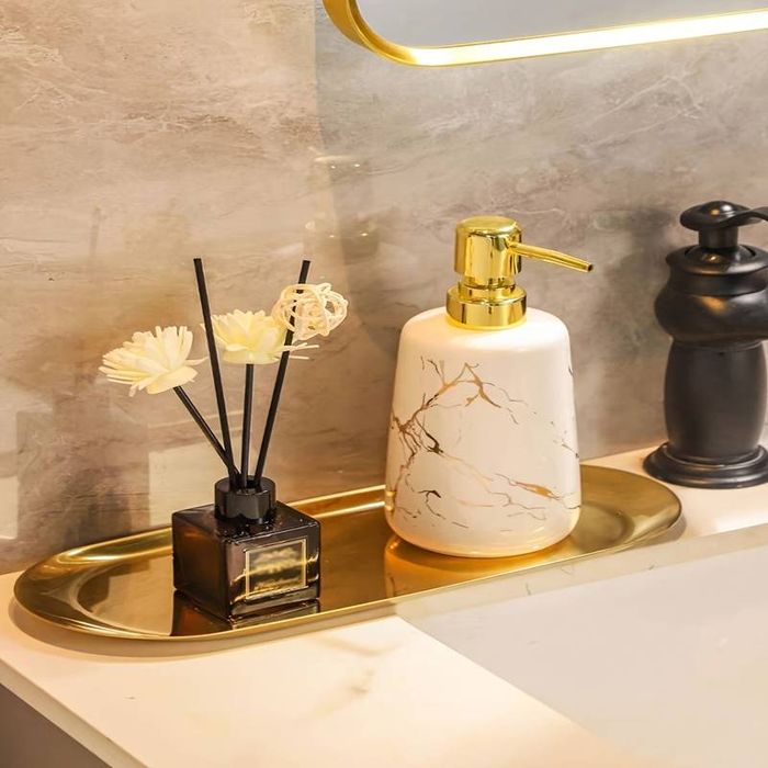 Dekoracyjna podstawka Gold 30cm kolor złoty