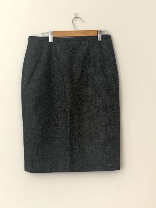 Saia senhora elegante confortável para dias frios