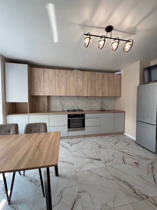 Оренда сучасної 1 км квартири поруч з центром