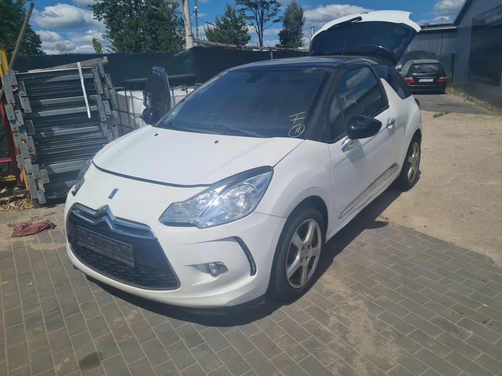 Citroen DS3  1.6 Blue Hdi na czesci Maska  Drzwi Klapa