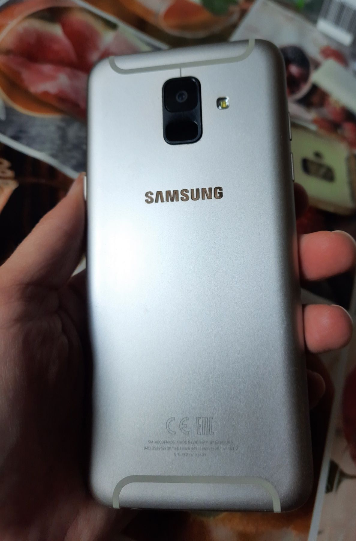 Продам Samsung A6 A600