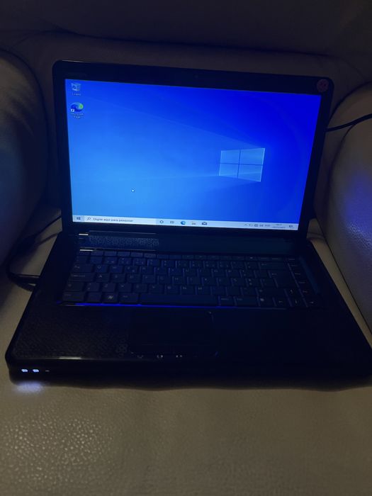 Portatil dell com carregador beteria viciada