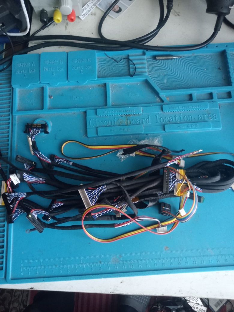 Продам дуже чудовий і класний тестер LCD-матриць.