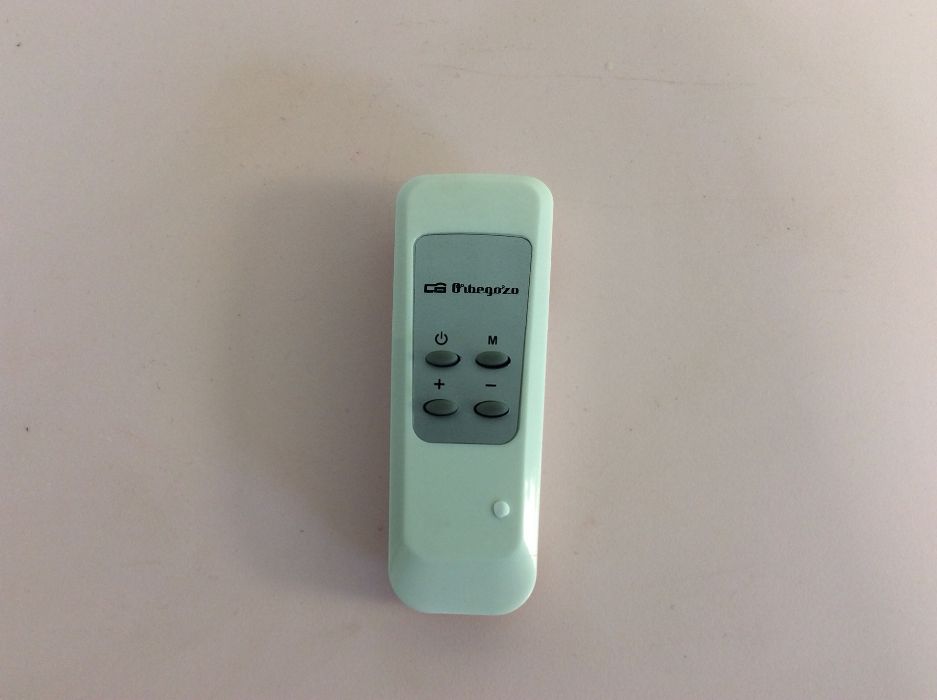 Aquecedor / Emissor térmico Orbegozo 1510