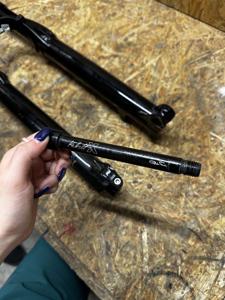 Amortyzator przedni FOX 38 Performance Elite GRIP2 - 170mm