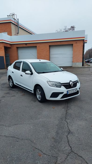 Продам хорошее свежее авто не дорого. Рено Логан г/б