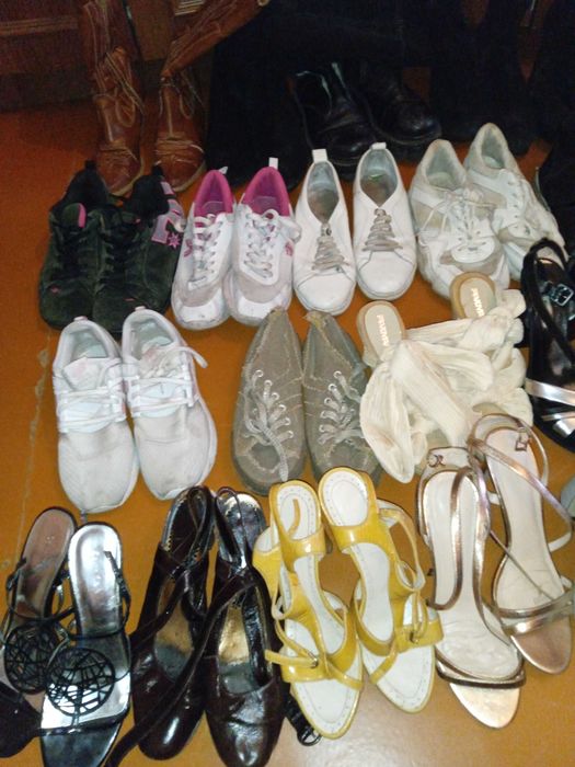 Взуття для школярки старших класів