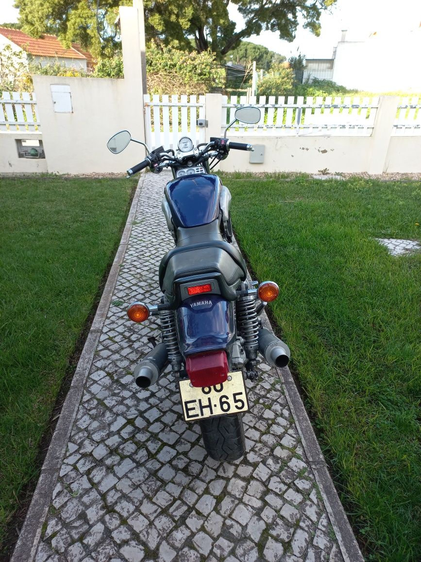 Yamaha Vmax 1200