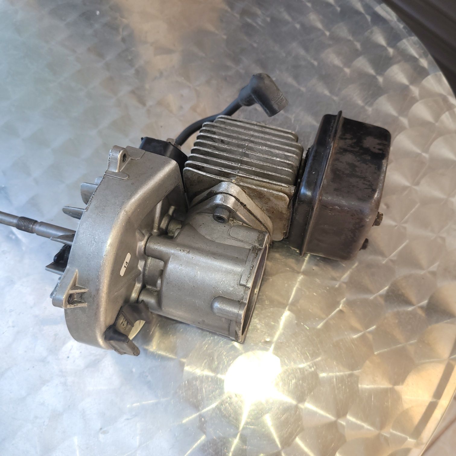 Silnik kosa IKRA BT-1045z kierownicą