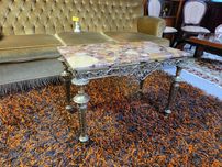 Mesa de centro antiga em óptimo estado