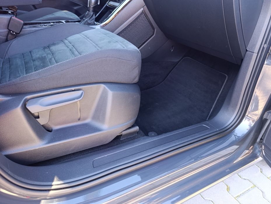 Продам фольцваґен туран 2019р 19200,₴₴₴