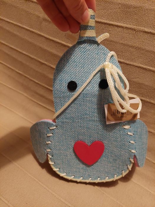 Mala elefante de menina nova