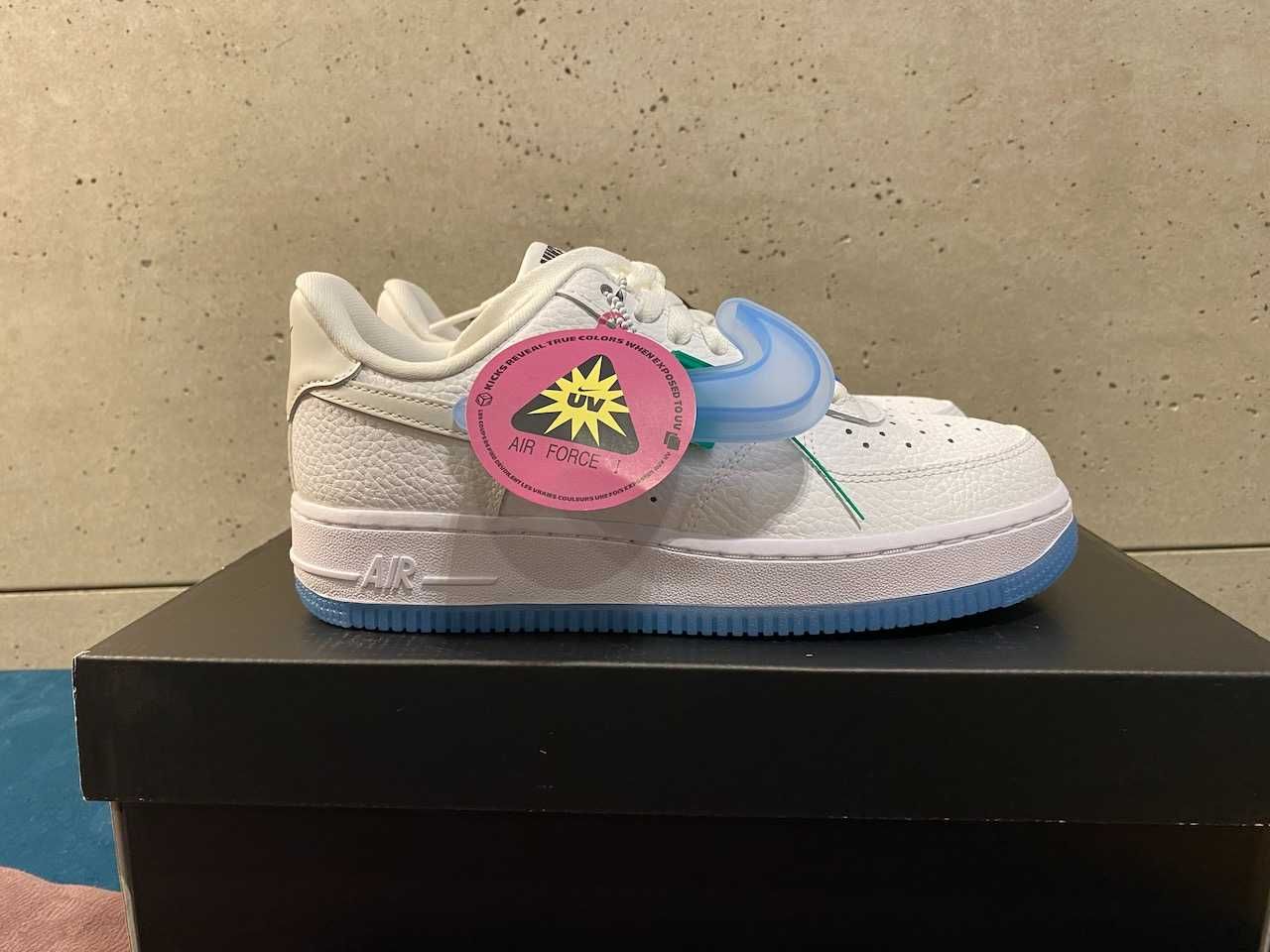 Nike Air Force 1 UV Reactive Swoosh 36.5