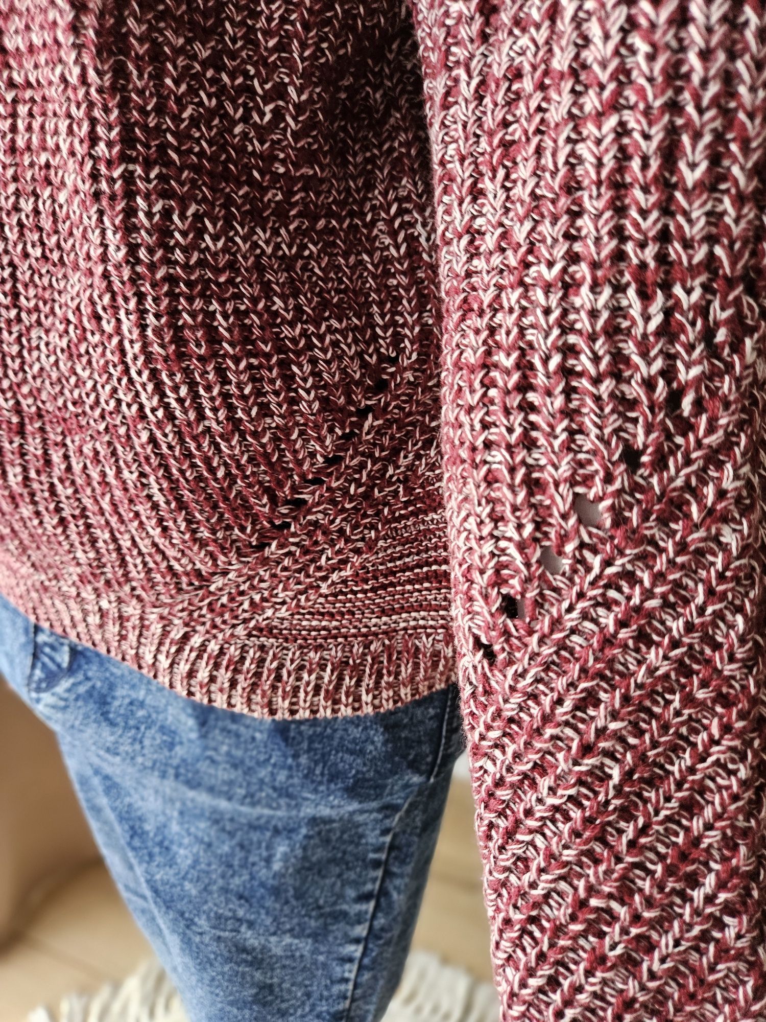 Sweter burgundowy damski casual H&M z ażurowym zdobieniami M capsule j