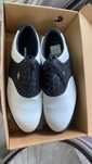 Sapatos de golfe Mizuno tamanho 44 pouco usados