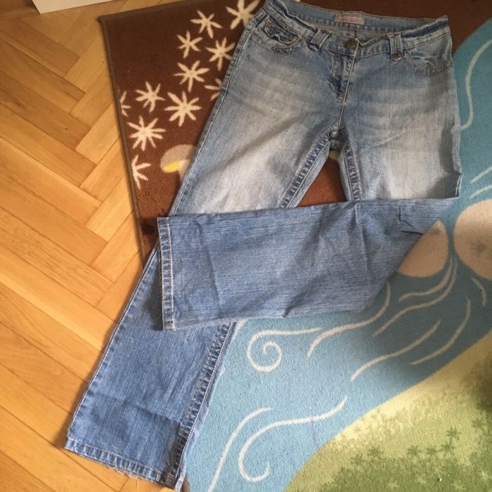 Jeansy Dorothy Perkins. 10/38.