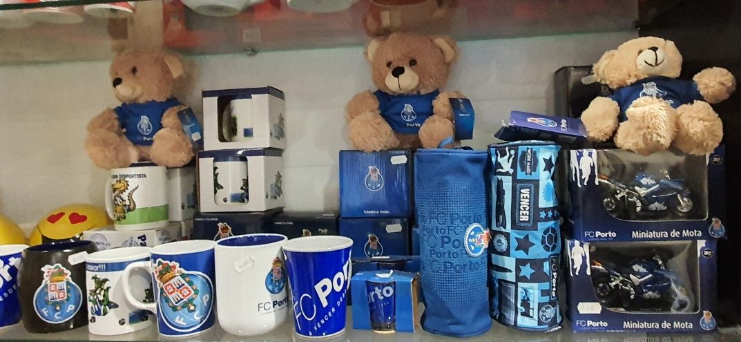 Estojo do futebol clube do Porto, produtos oficiais