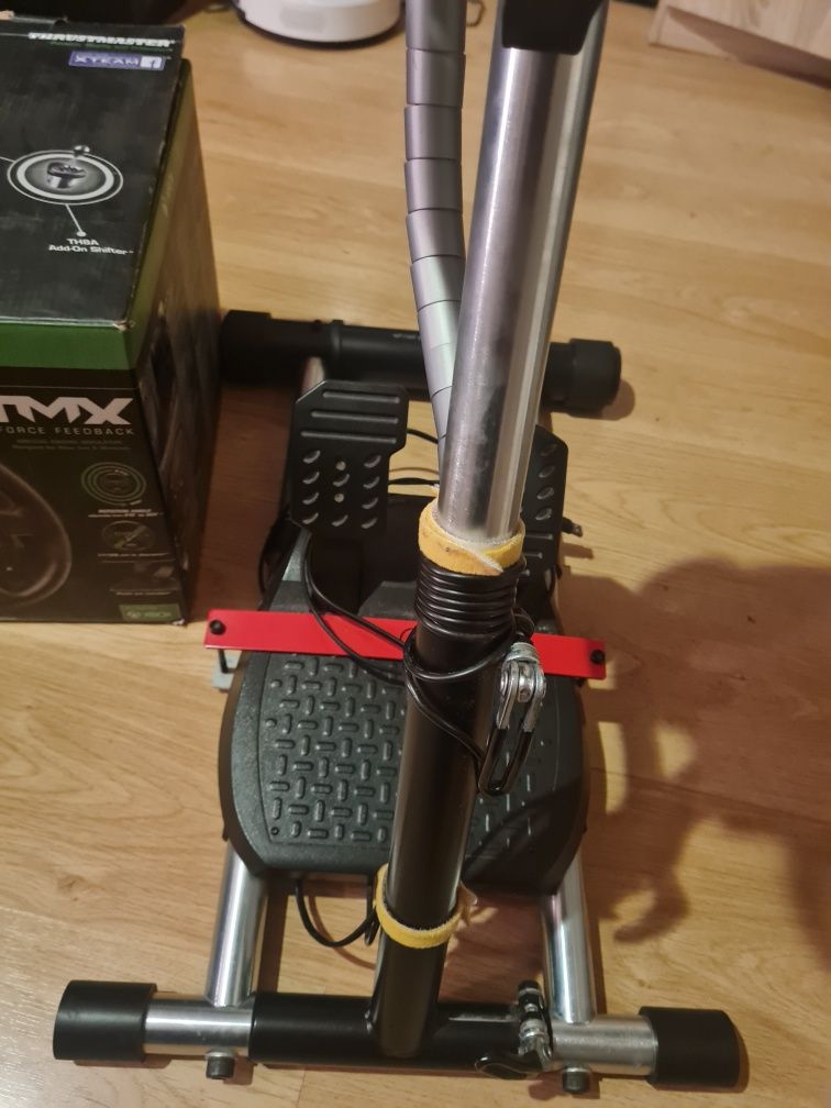 Zestaw kierownia thrustmaster tmx force feedback  stojak wheel standPr