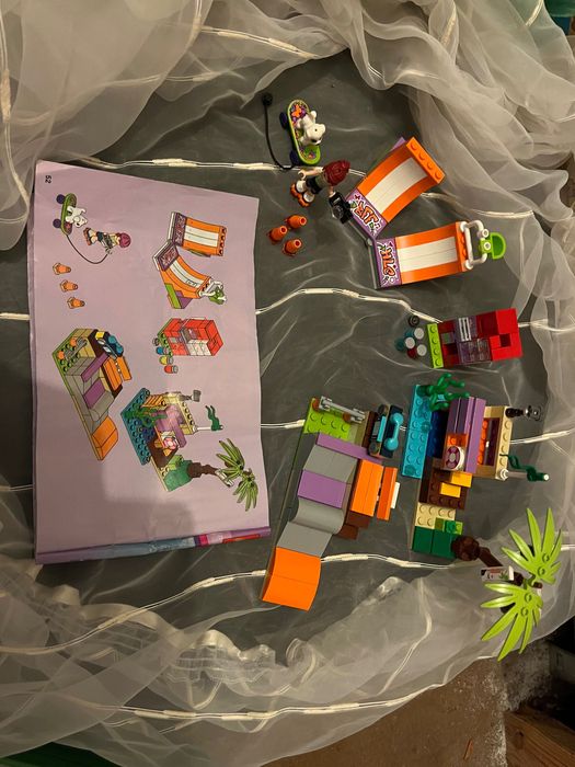 Klocki LEGO FRIENDS 41099 - skatepark