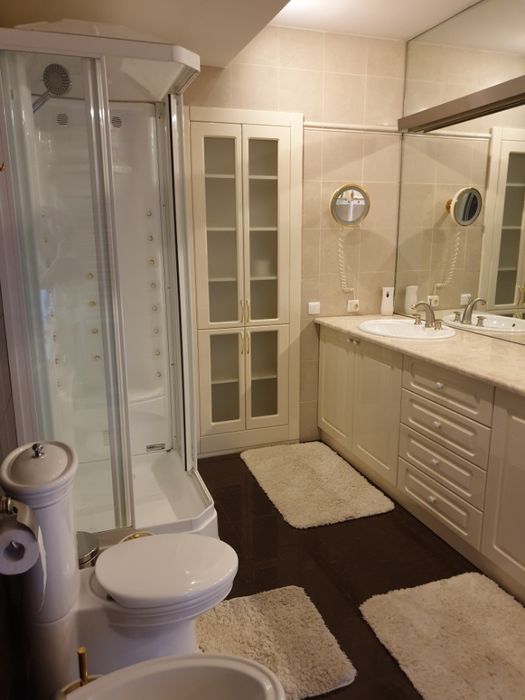 Продажа дом 600 кв.м на Оболонской набережной, Оболонь.