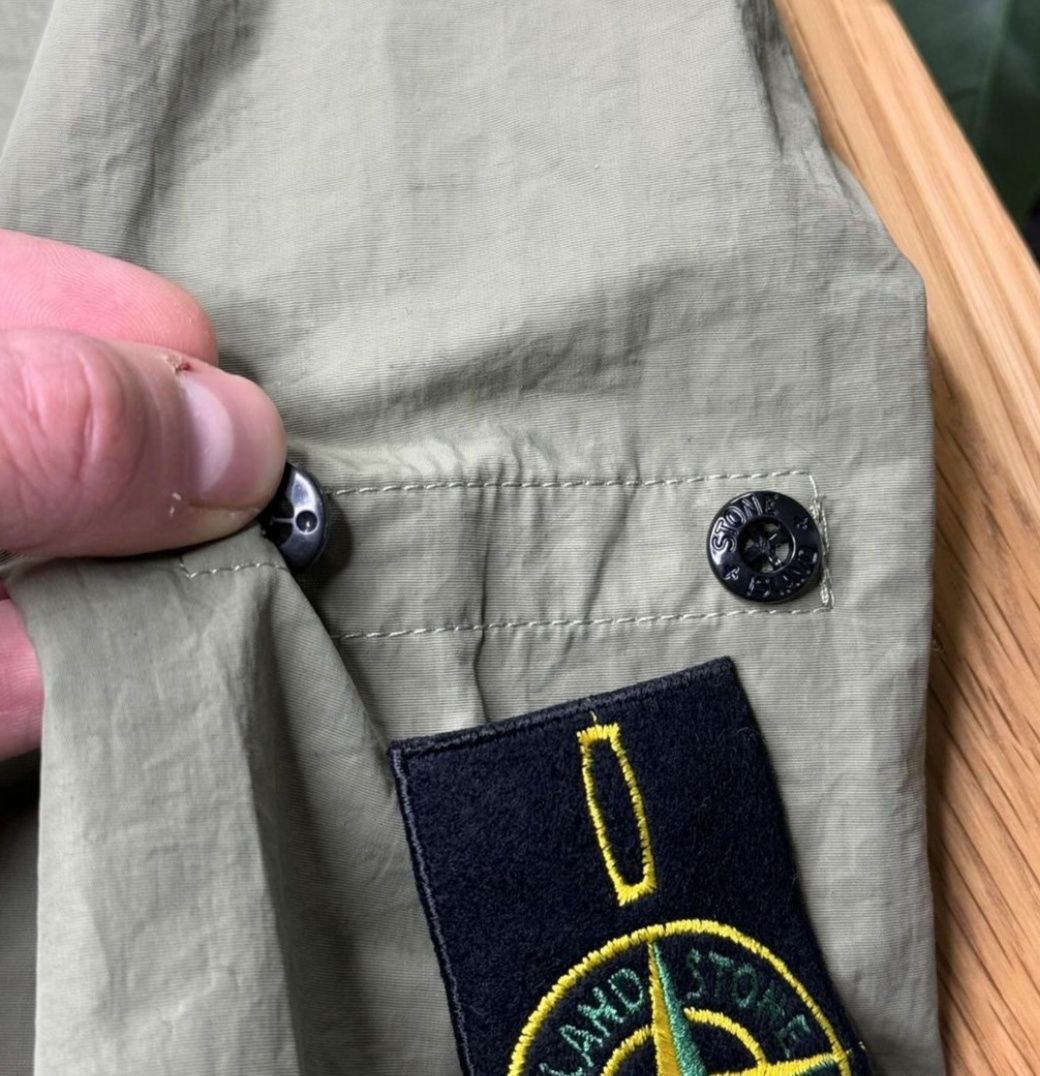 Вітровка stone island