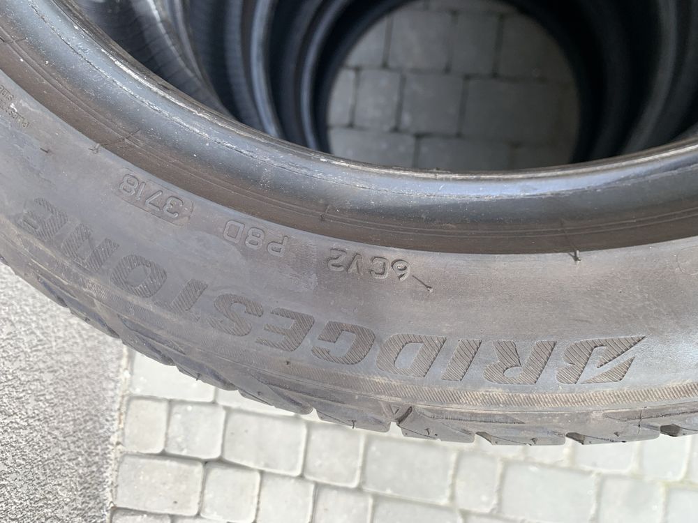 Шини Bridgestone inside