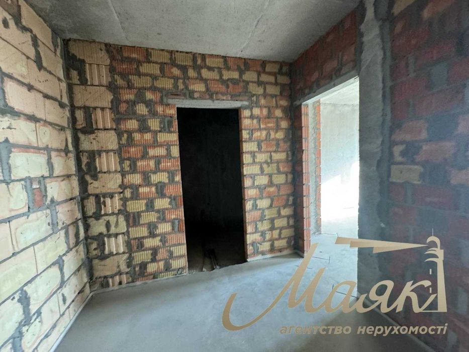 Продажа 2-х комнатной квартиры в ЖК Владимирский ул.Антоновича 109