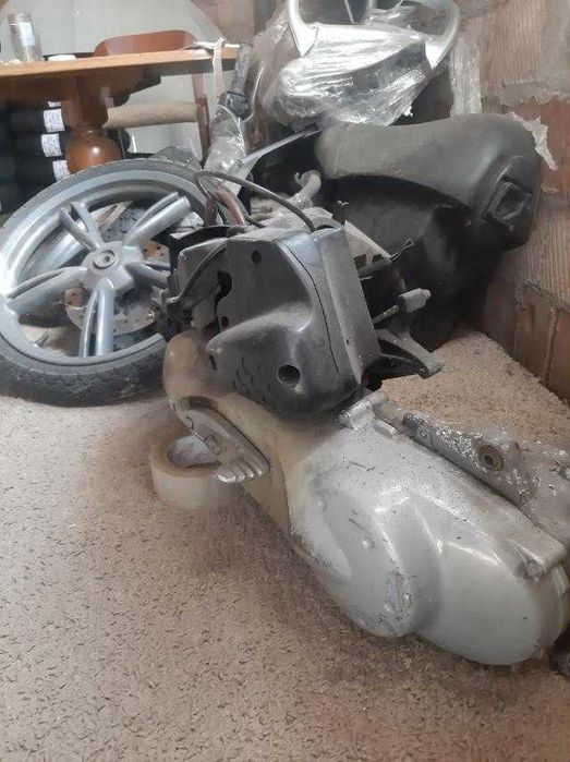 Пежо Люксор 50сс колёса р16.