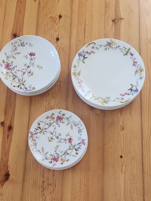 Conjunto loiça florido para 6 (18 pratos), Zara Home