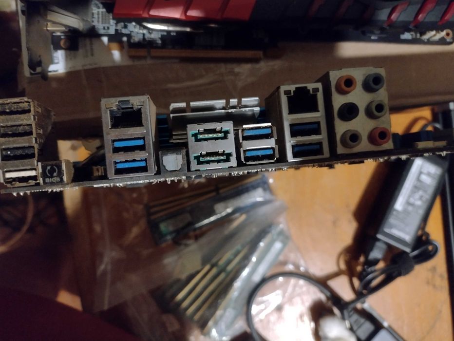 Asus p9x79 deluxe + Intel core i7 3930k сокет LGA 2011