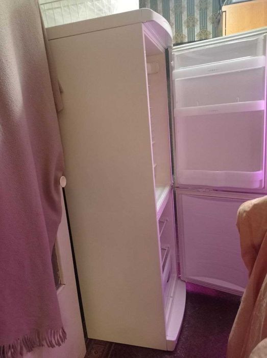 Холодильник з морозильною камерою GORENJE K 337 СLA