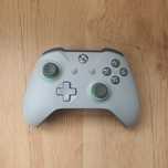 Pad xbox one 100% sprawny działa również z xbox series X/S oraz PC