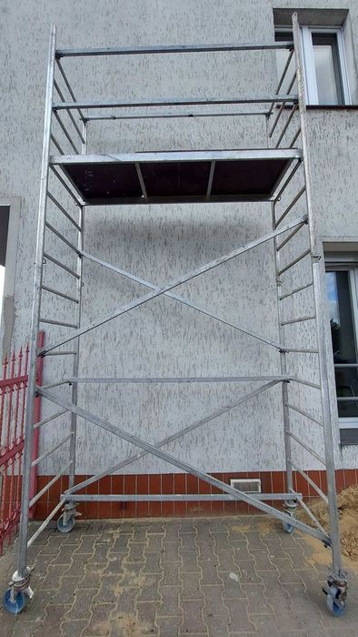 Rusztowanie aluminiowe Kraus lekkie szybki montaż polecam