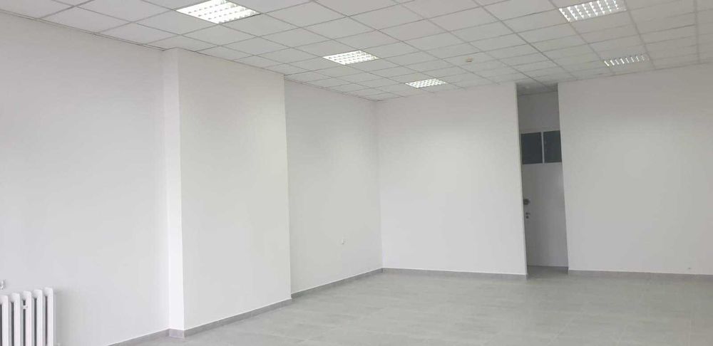 Sprzedam lokal na Pasażu w Mielcu