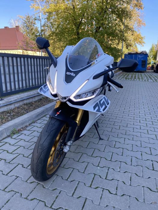Aprilia RS Aprilia RSV4