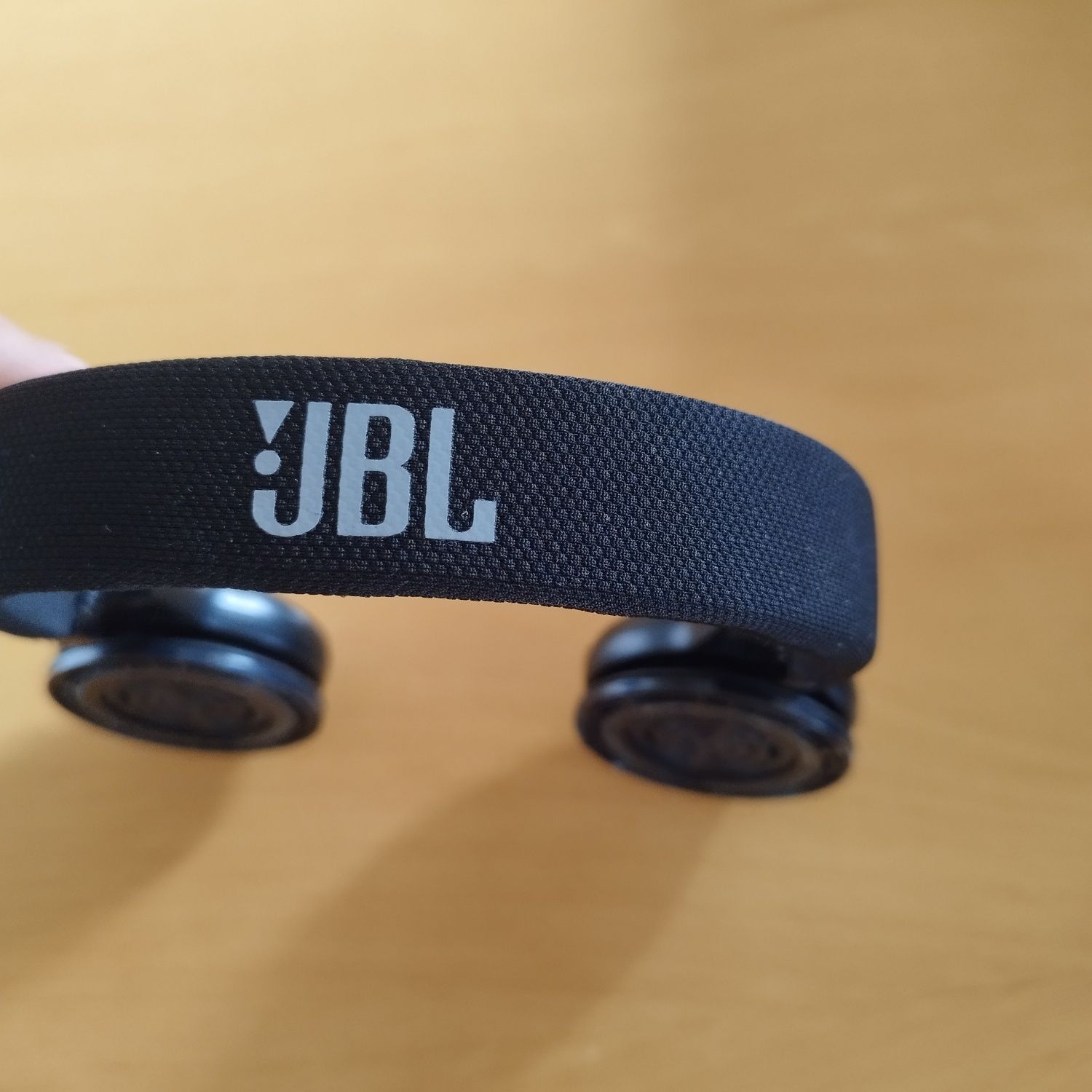 Słuchawki JBL E-series