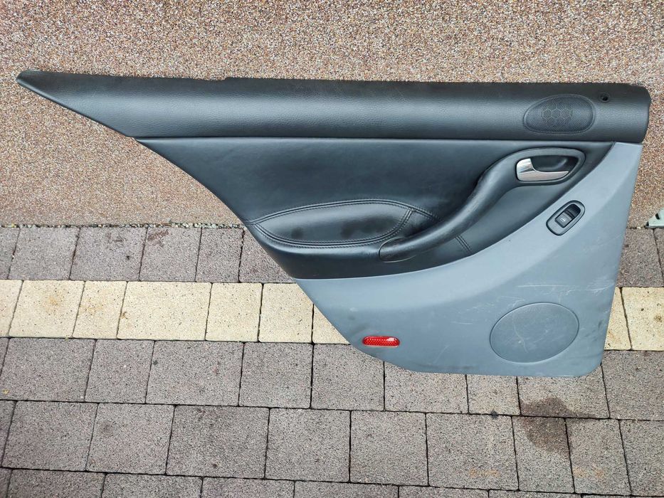 Boczki Drzwi Skóra Seat Leon 1 Seat Toledo 2