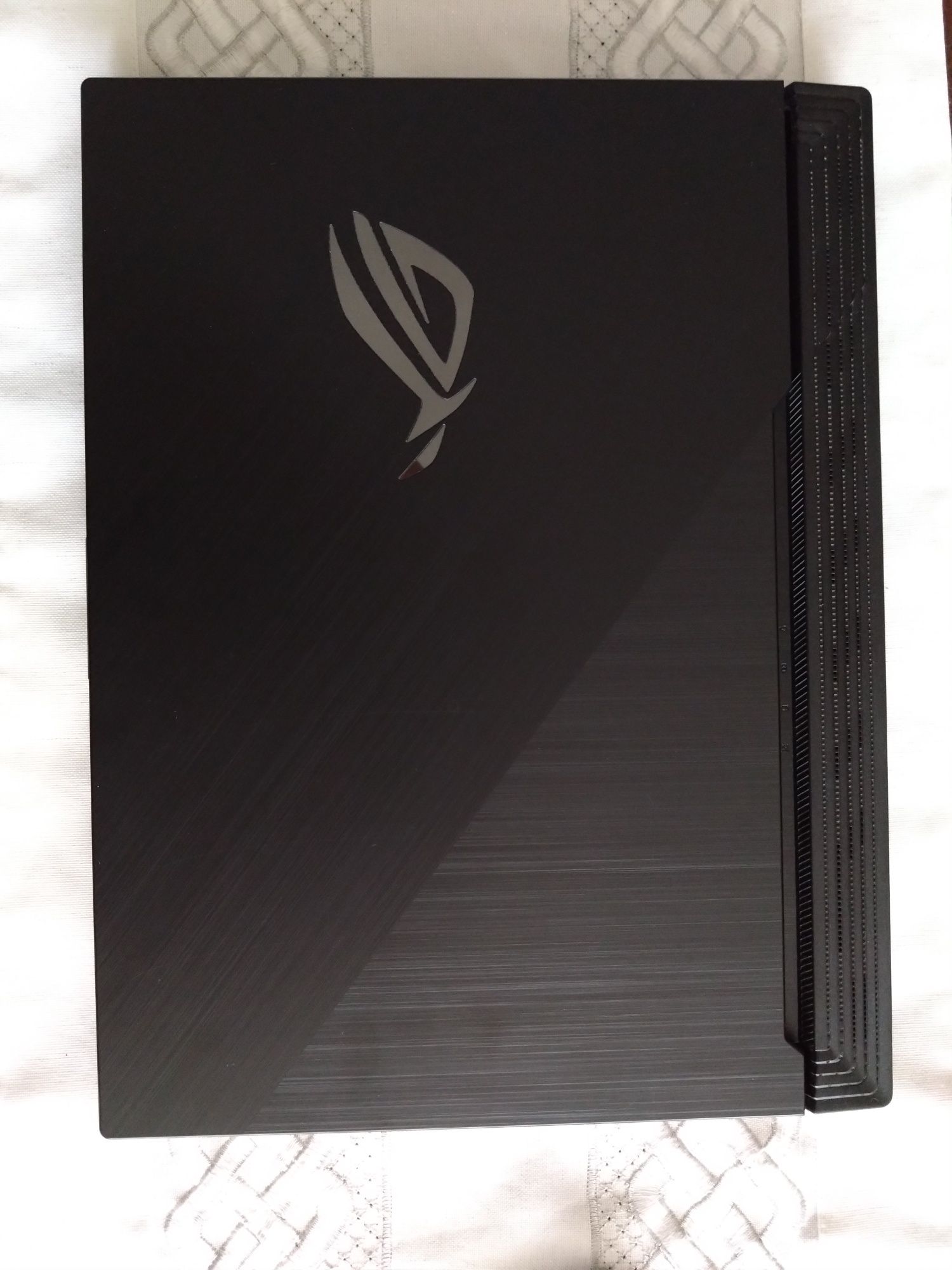 Laptop Asus ROG STRIX  G531G